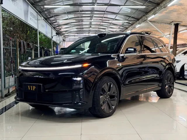 Фотография автомобиля — Li Auto L6