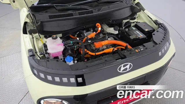Hyundai Casper Casper Electric Inspiration — Фото автомобиля 2