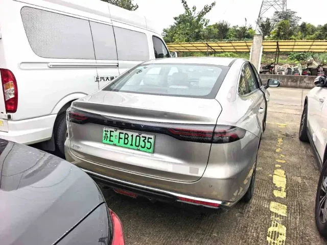 Geely Galaxy Stellar 6 — Фото автомобиля 6
