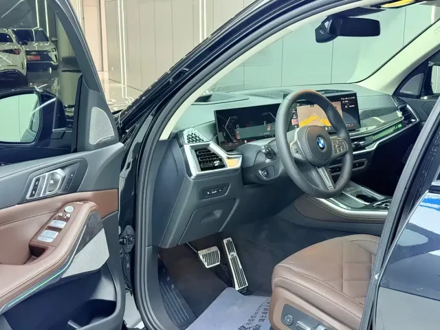 BMW X5 — Фото автомобиля 4