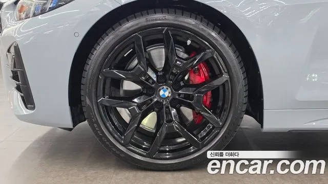 BMW 4 Series G22 — Фото автомобиля 5
