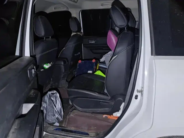 Wuling Hongguang Plus — Фото автомобиля 11