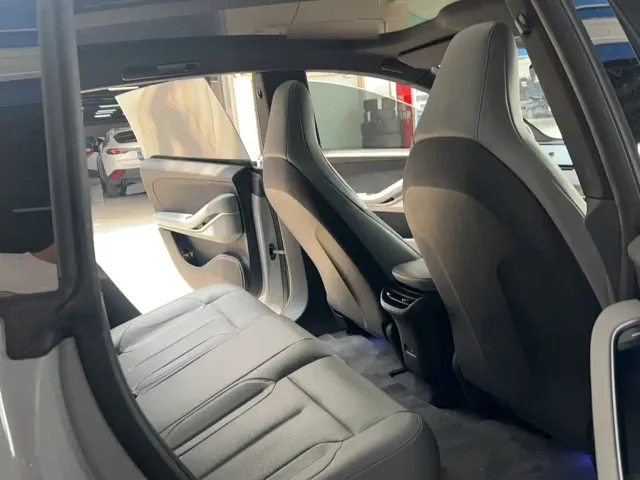 Nio ET5 Touring — Фото автомобиля 18