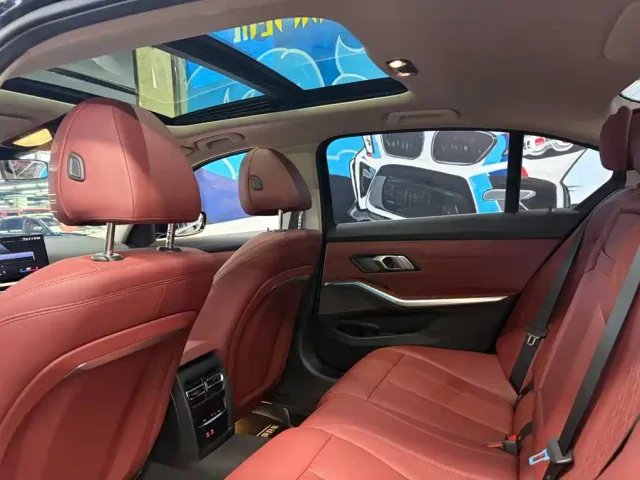 BMW i3 — Фото автомобиля 11