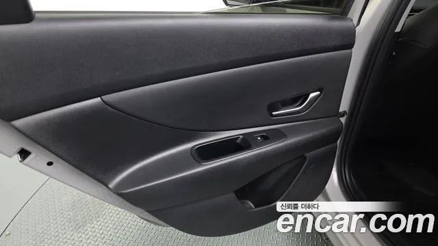 Hyundai AVANTE Avante (CN7) — Фото автомобиля 20