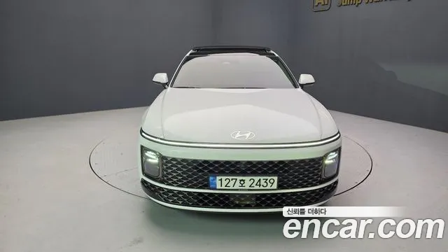 Hyundai Grandeur GN7 — Фото автомобиля 2