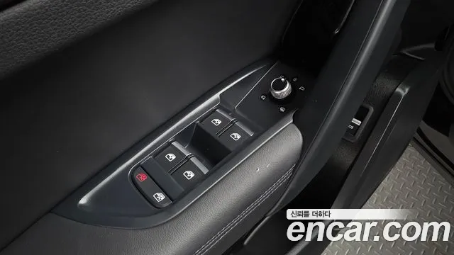 Audi Q5 45 TFSI quattro Premium — Фото автомобиля 28