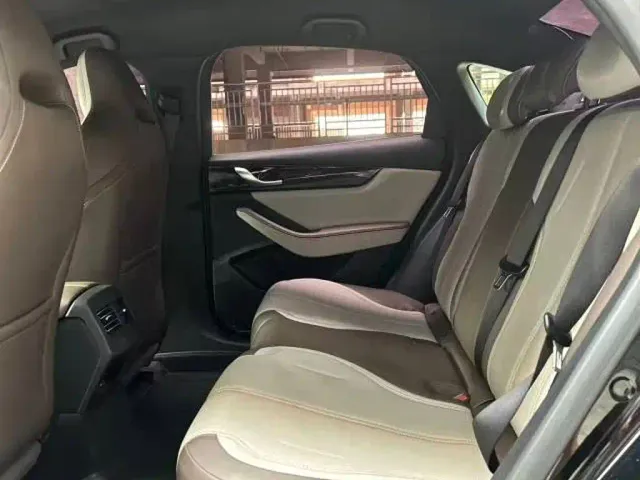 BYD Qin PLUS — Фото автомобиля 7