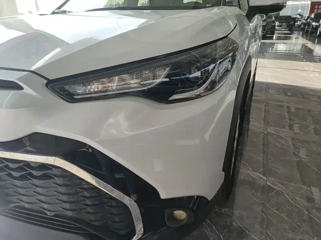 Toyota Frontlander — Фото автомобиля 23