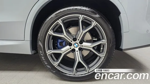 BMW X5 xDrive 40i M Sport — Фото автомобиля 20