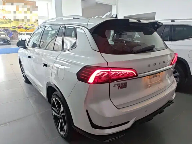 Roewe RX5 Max — Фото автомобиля 4