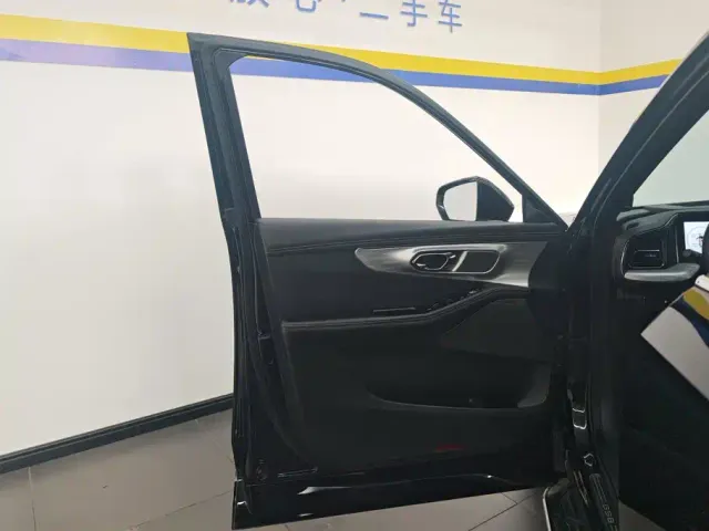 GAC Trumpchi GS8 — Фото автомобиля 7