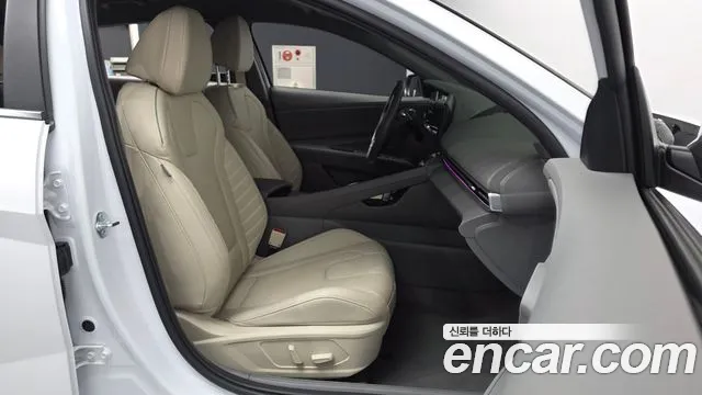 Hyundai AVANTE Новый Avante (CN7) — Фото автомобиля 11