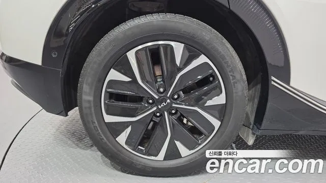 Kia EV6 — Фото автомобиля 3