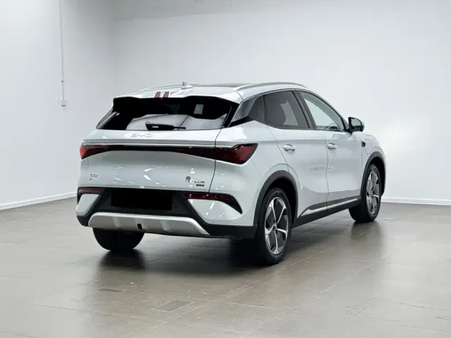 BYD Yuan PLUS — Фото автомобиля 5