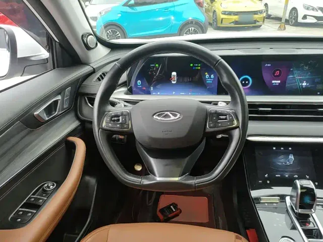 Chery Tiggo 8 PLUS — Фото автомобиля 10