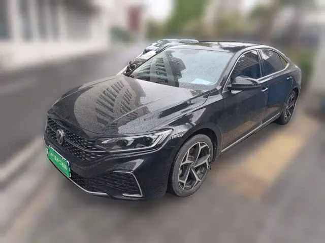 Фотография автомобиля — Volkswagen Passat