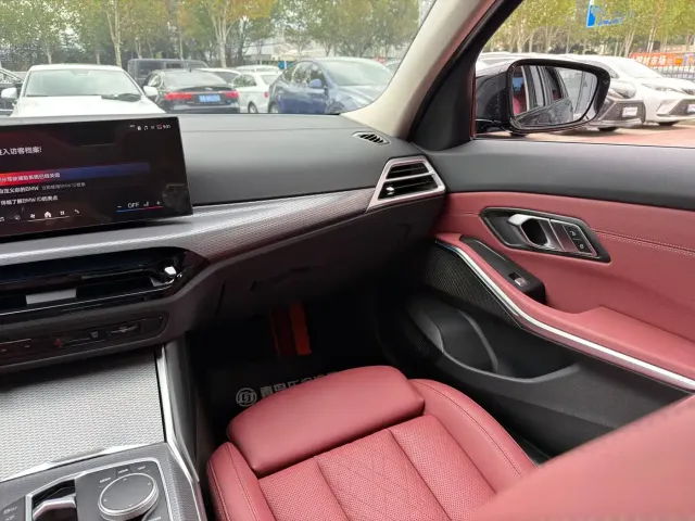 BMW i3 — Фото автомобиля 10