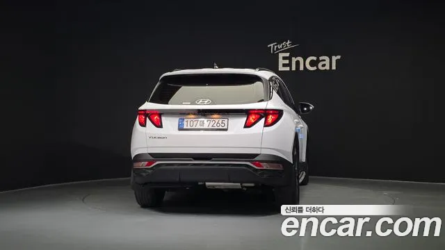 Hyundai Tucson Tucson (NX4) Дизель 2.0 2WD — Фото автомобиля 4