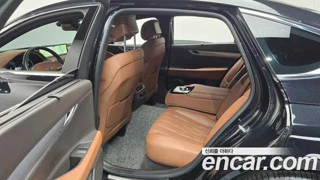 Genesis G80 RG3 — Фото автомобиля 17