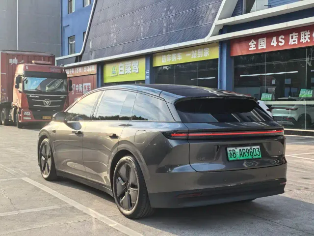 Li Auto i6 — Фото автомобиля 15