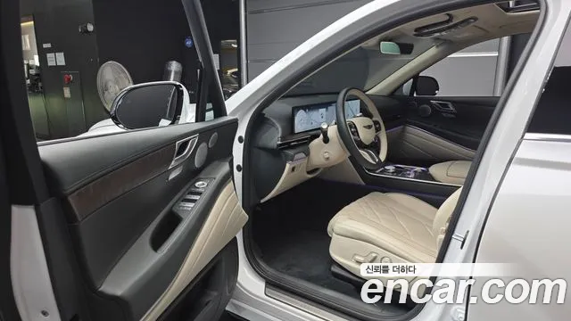 Genesis GV80 — Фото автомобиля 10