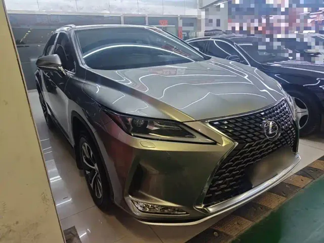 Lexus RX — Фото автомобиля 3