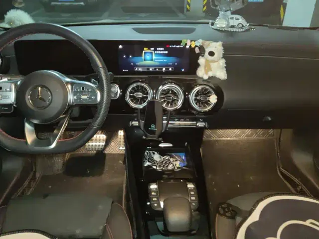 Mercedes-Benz CLA-Class — Фото автомобиля 12