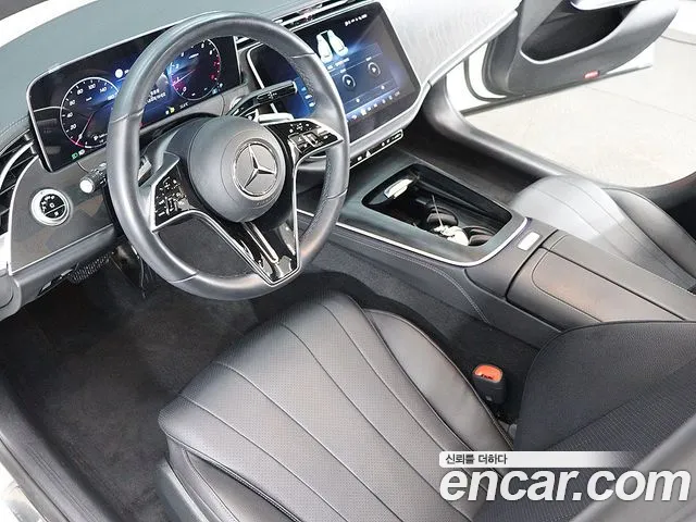 Mercedes-Benz E-Class — Фото автомобиля 8