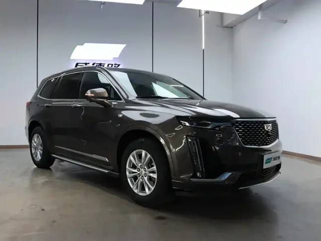 Cadillac XT6 — Фото автомобиля 4