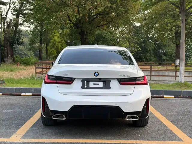 BMW 3 Series — Фото автомобиля 5