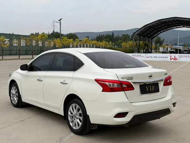 Nissan Sylphy — Фото автомобиля 19