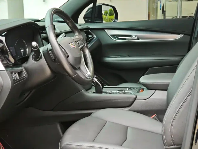 Cadillac XT6 — Фото автомобиля 7