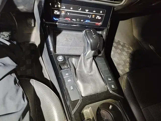 Volkswagen Passat — Фото автомобиля 13