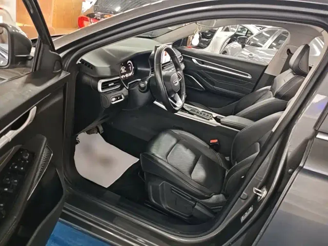 Geely Emgrand — Фото автомобиля 15