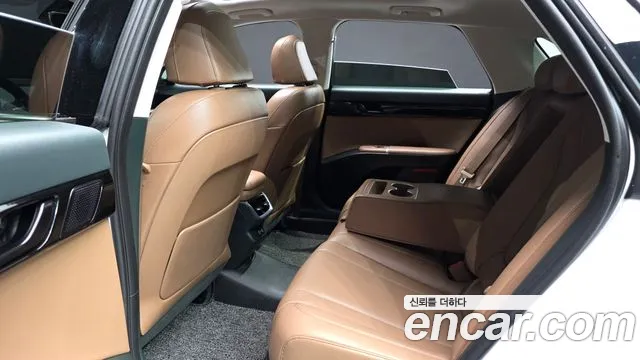 Hyundai Grandeur GN7 — Фото автомобиля 11