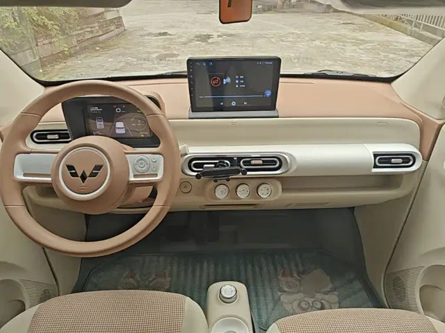 Wuling Hongguang Mini EV — Фото автомобиля 9