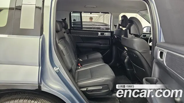 Hyundai Santafe Santa Fe (MX5) Бензин 2.5T 2WD — Фото автомобиля 12