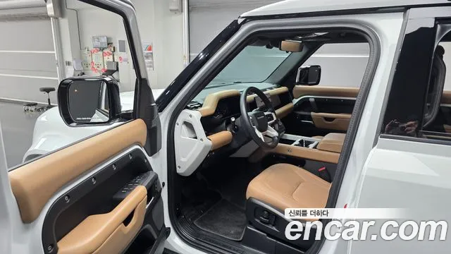 Land Rover Defender L663 — Фото автомобиля 15