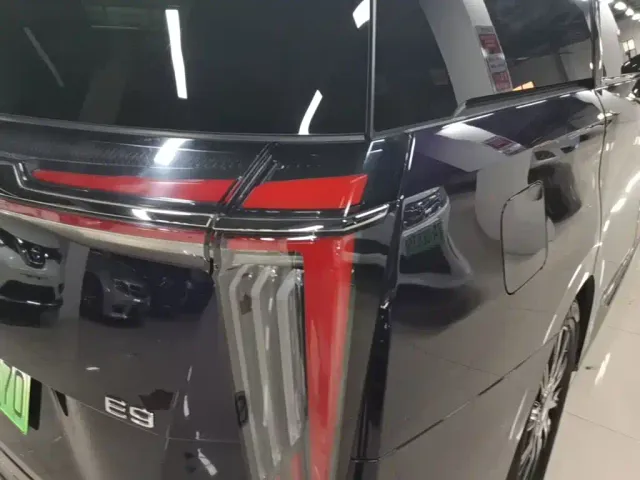 GAC Trumpchi E9 — Фото автомобиля 7