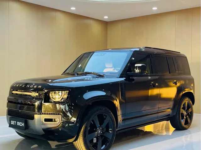 Фотография автомобиля — Land Rover Defender