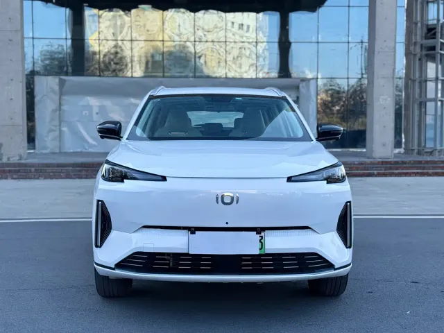 Changan Qiyuan Q05 — Фото автомобиля 2