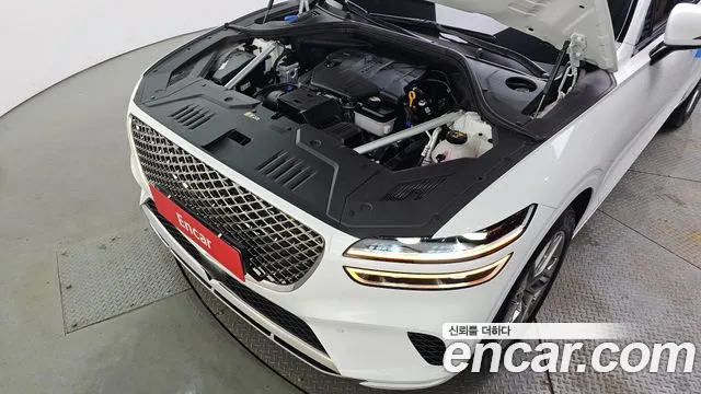 Genesis GV70 2.5T Бензин AWD — Фото автомобиля 6