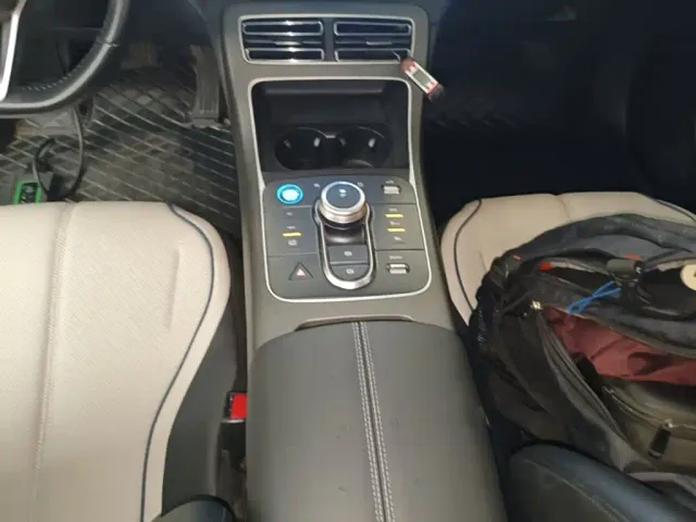 BYD Destroyer 05 2024 Glory Edition DM-i 55KM Luxury — Фото автомобиля 13