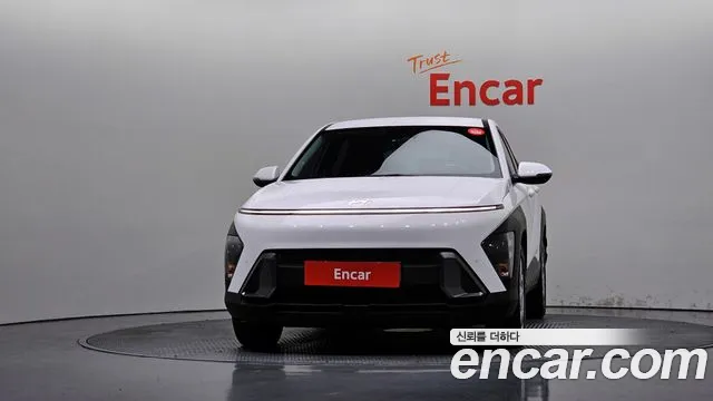 Hyundai Kona SX2 — Фото автомобиля 3
