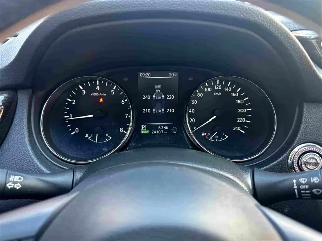 Nissan X-Trail — Фото автомобиля 7