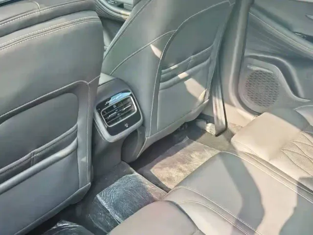 Chery Arrizo 8 — Фото автомобиля 11
