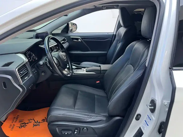 Lexus RX — Фото автомобиля 6