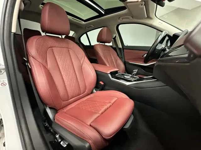 BMW 3 Series — Фото автомобиля 11
