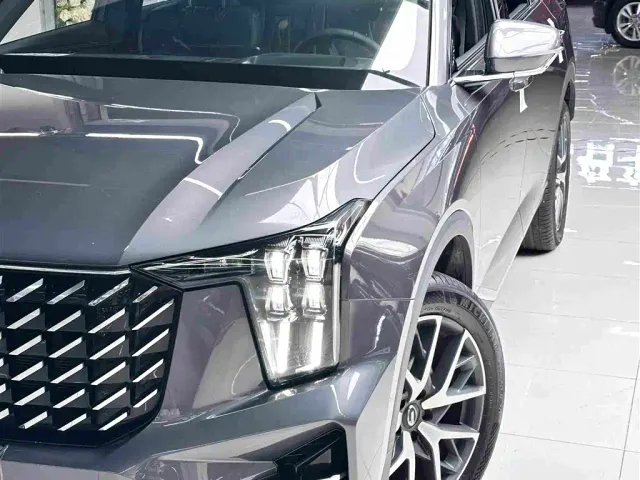 GAC Trumpchi GS8 — Фото автомобиля 2